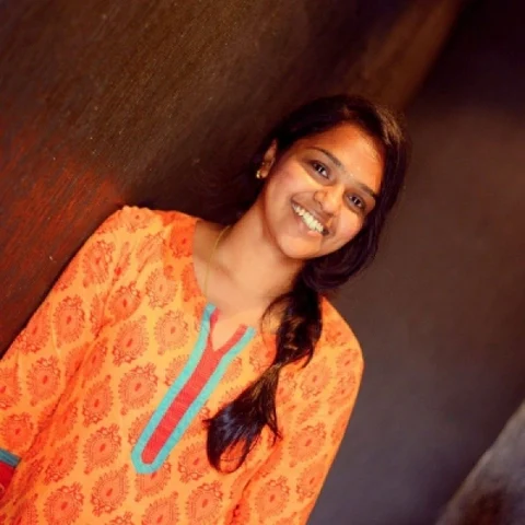 'சொம்பு இருந்தாதான் மாப்பிள்ளை தாலி கட்டுவாராம் கதைதான்!’ - 'நீயா நானா' நிவேதா வேதனை #VikatanExclusive