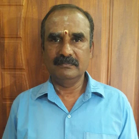 `ஆரம்பத்தில் தயக்கமா இருந்துச்சு; இப்போ எல்லாரும் பாராட்டுறாங்க!’ - நெகிழும் கோவை 'வைரல்' கண்டக்டர்
