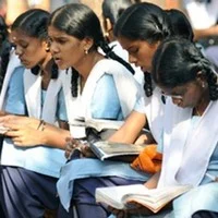 தமிழகத்திலும் ஜூன் 10 ஆம் தேதி பள்ளிகள் திறப்பு!