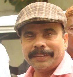 பவர் ஸ்டாரின் கூட்டாளிகள் 2 பேர் சிக்கினர்!