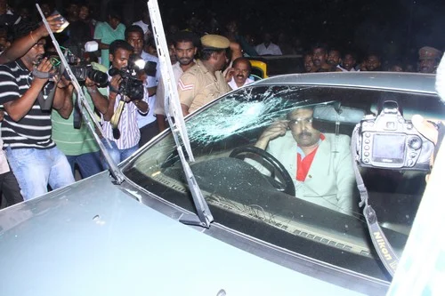 சென்னையில் துப்பாக்கியை காட்டி மிரட்டியவர் மனநல மருத்துவமனையில் அனுமதி!