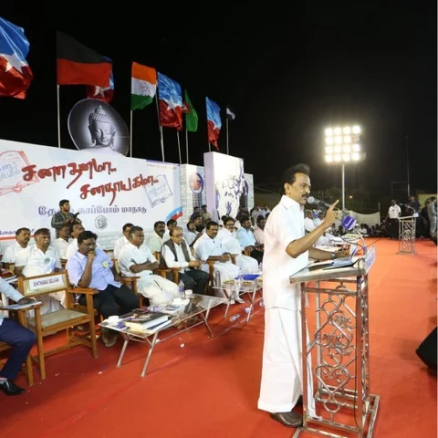``ஏழைத் தாயின் மகன் செய்யும் வேலையா இது?” - இடஒதுக்கீடு விவகாரத்தில் மோடியைச் சாடிய ஸ்டாலின்!
