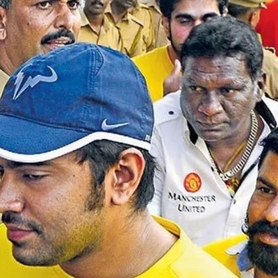 ‘என்னாது இந்திய டீம் கேப்டனா...? அப்படி ஓரமா போய் உக்காரு!’ - கேரள சர்ச்சை