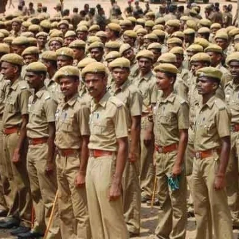 `ஆர்டர்லி' வேலையில் 5 ஆயிரம் போலீஸார்..! ஆண்டுக்கு 100 கோடி ரூபாய் அரசுப் பணம் வீண் !
