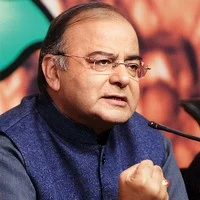 ஹிட்லர் ஆட்சியையும் காங்கிரஸ் ஆட்சியையும் ஒப்பிட்டு அருண் ஜெட்லி விமர்சனம்!