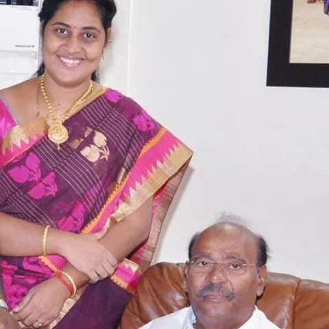 `இனிமேலும் ஏமாறுவதை தாங்க முடியாது!' - பா.ம.க.விலிருந்து விலகிய ராஜேஸ்வரி ப்ரியா பேட்டி