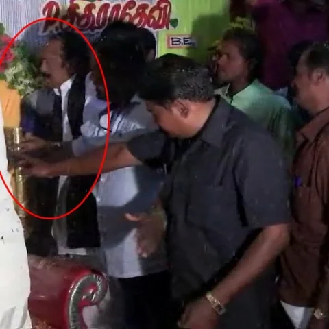 மணமகன் நண்பரின் செயலால் எரிச்சலான வைகோ! - திருமண விழாவில் பரபரப்பு