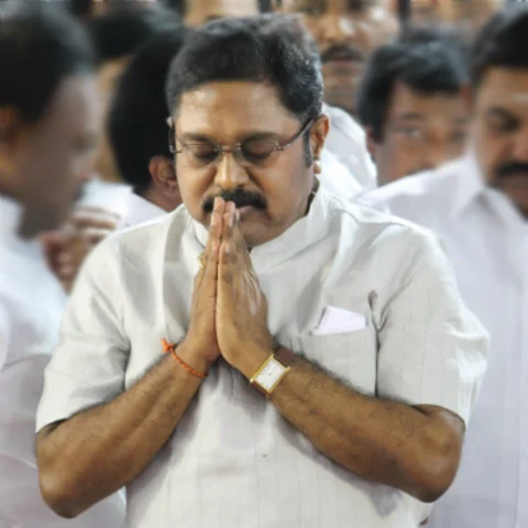 ட்விட்டரில் டி.டி.வி.தினகரன் உருக்கம்!