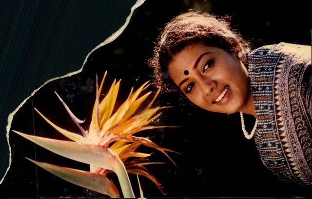 `என் மகளுக்கு நிறைய சினிமா ரோல் வருது; ஆனா, எங்களுக்கு விருப்பமில்லை!' - நடிகை ரேகா