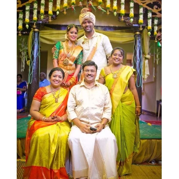 ”என் மாமனார் எனக்கு அப்பா சார்!” - நெகிழும் பாக்யராஜின் மருமகள் கீர்த்தி