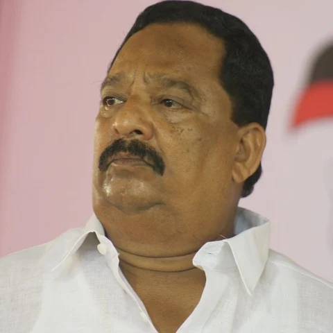 ``தி.மு.க ஆபீஸில் தூக்குமாட்டி செத்திருவேன்!" - அடிக்கப் பாய்ந்த எம்.எல்.ஏ-வை அலறவைத்த நகரச் செயலாளர்