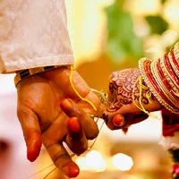 மிரட்டி பணம் பறிக்கின்றனவா மேட்ரிமோனியங்கள்?