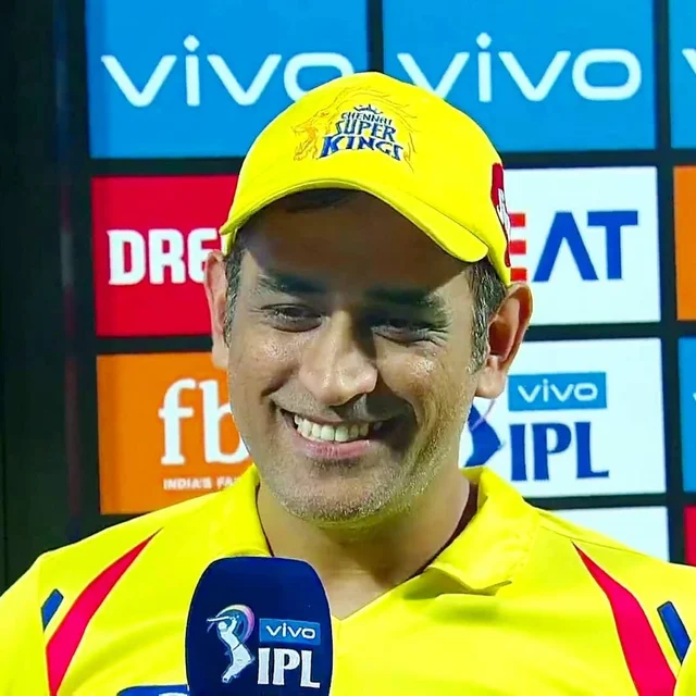 ``இப்போது அதற்கு நேரம் இல்லை... உலகக்கோப்பை இருக்கு...!” - தோல்வி குறித்து மனம் திறந்த தோனி!
