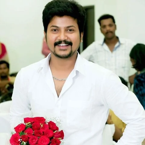 “பொண்ணுப் பார்க்க ஆரம்பிச்சிருக்காங்க!” உற்சாகத்தில் தொகுப்பாளர் அஸார் #VikatanExclusive