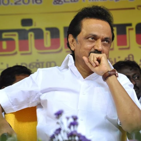 `இந்தியாவிலேயே இரண்டாவது பணக்காரக் கட்சி தமிழகத்தில்!’ எது..? #GuessRight