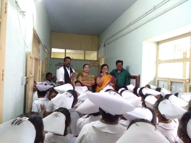 தூக்க மாத்திரை கேட்டு ஒரு கைதி என்னை என்ன செஞ்சார் தெரியுமா..? - ஓர் ஆண் செவிலியரின் அனுபவம்! #WorldNurseDay