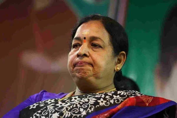 முதல்வர் விரைவில் வீடு திரும்ப உள்ளார்: சி.ஆர்.சரஸ்வதி தகவல்