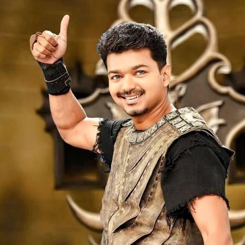 அம்மாவுக்கு ஜோ; நண்பர்களுக்கு மாப்பு; ரசிகர்களுக்கு விஜய்... விஜய் 44 மொமென்ட்ஸ்..! #HBDVijay