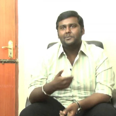 ``எல்லோரையும் போலத்தான் எங்க அப்பாவும்..!” -விஜயகாந்த்தின் மகன் உருக்கம்