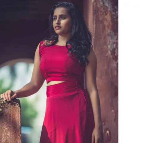 ’’லவ் லெட்டர் வந்தது எனக்கு... ஆனா அடி என் தம்பிக்கு..!’’ - லவ் வித் ஜாக்குலின் #LetsLove