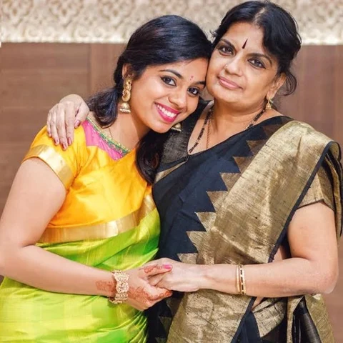 “புகுந்த வீடும் பொறந்த வீடும் இப்படி இருக்கணும்!” - நெகிழும் தொகுப்பாளினி கிருத்திகா