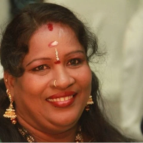 ''வாய்ப்பு குறைஞ்சுட்டே இருக்குது!'' - வருத்தத்தில் நாட்டுப்புற பாடகி சின்னப்பொண்ணு