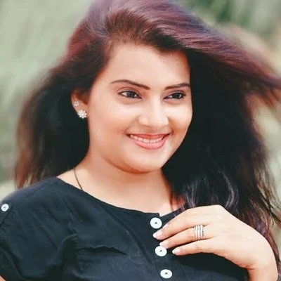 எனக்கு இங்கிலீஷ்லயே பிடிக்காத வார்த்தை இதுதான்! - 'தென்றல்' ஸ்ருதி ராஜ் கலாய்!