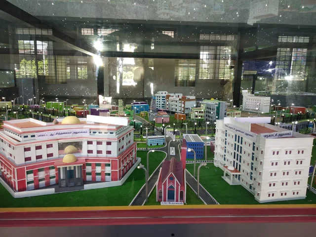 `சேலம் ஸ்மார்ட் சிட்டி இப்படித்தான் இருக்கும்’ - சேலம் மாநகராட்சியில் வைக்கப்பட்டுள்ள மாதிரி வடிவம்