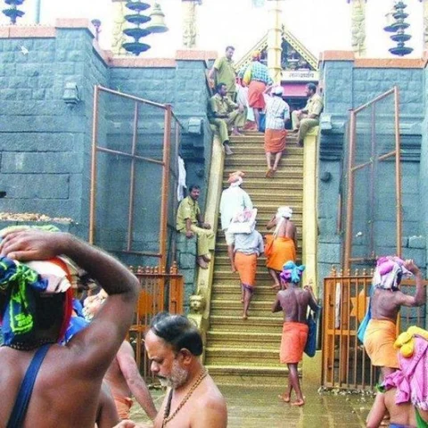 சபரிமலையில் கடும் நெருக்கடி! - பக்தர்கள் அவதி