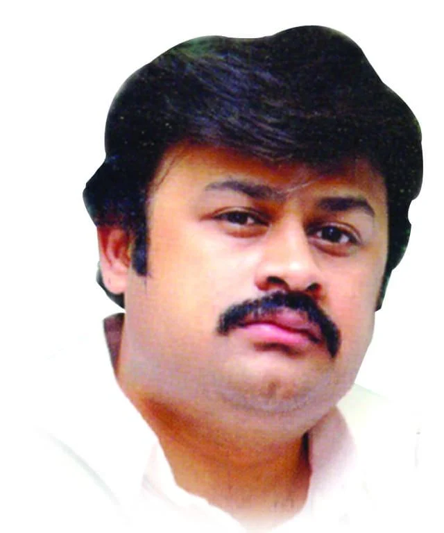 அன்று திருநாவுக்கரசு பொள்ளாச்சியில் இல்லை!"- திடீரெனத் திசை மாறும் பொள்ளாச்சி வழக்கு