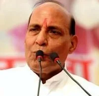 உ.பி. பலாத்காரம்: விஸ்வரூப மத்திய அரசு... விழி பிதுங்கும் அகிலேஷ் யாதவ்!