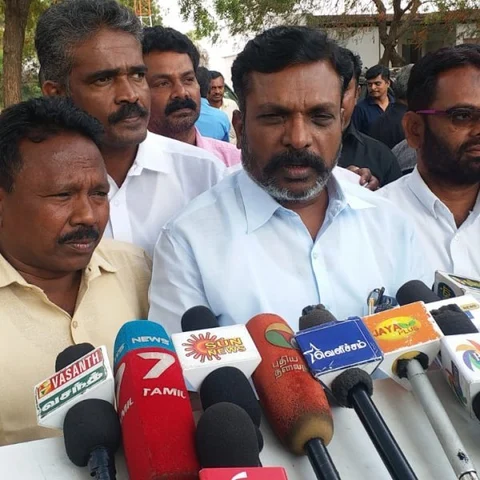 `இளம்பெண்கள் குறிவைக்கப்படுகிறார்கள்!' - பொள்ளாச்சி விவகாரத்தில் எச்சரிக்கும் திருமாவளவன்