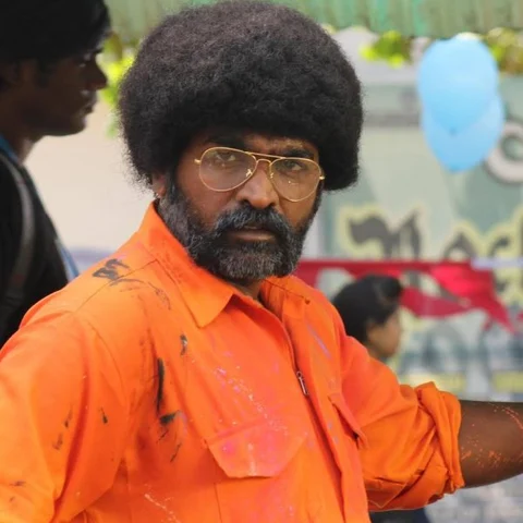 புதுப் படத்துக்காக எருமைப் பால் குடிக்கும் விஜய் சேதுபதி!- ரகசியம் சொல்லும் இயக்குநர்