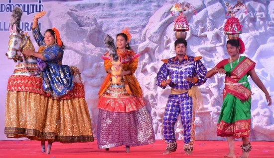 மாமல்லபுரம் நாட்டிய விழா: பரவசத்தில் பார்வையாளர்கள்