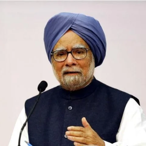 ’மோசமான நிதிக்கொள்கை மக்கள்மீது திணிக்கப்பட்டுள்ளது’: மன்மோகன் சிங் காட்டம்