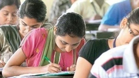 IAS aspirants