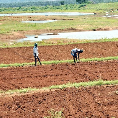 மண்ணுக்கு மரியாதை