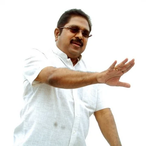 `குறைகளை என்னிடம் சொல்லாதீர்கள்' - ஆதரவாளர்களுக்கு கண்டிஷன் போட்ட தினகரன்