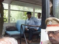 திவாகரனை சந்தித்த அரசு வழக்கறிஞர் நீக்கம்