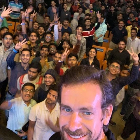 ட்விட்டர் சி.இ.ஓ ஜாக்கின் மியான்மர் பயணம் - சர்ச்சையும் விளக்கமும்!