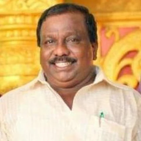 `நல்லது செய்யணும்னு நெனச்சா தேர்தல்ல நிக்காதீங்க!’ - குளித்தலை முன்னாள் சேர்மனுக்கு இளைஞரின் திறந்த மடல்