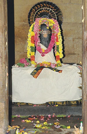 இதோ... எந்தன் தெய்வம்! - 26