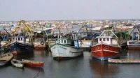 தமிழக மீனவர்கள் 23 பேர் கைது;5 படகுகள் பறிப்பு