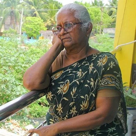 ``அறிவ கொன்னுடுங்கய்யா... இதுக்கு மேலயும் அவன் வாழணுமா?!" கதறும் அற்புதம்மாள்