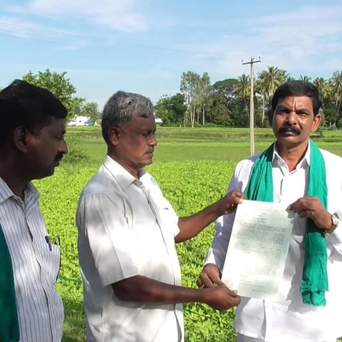 எரிவாயு குழாய்களை பதிக்க விவசாயிகளுக்கு நோட்டீஸ்: நிலத்தை ஒப்படைக்க 21 நாள் கெடு!