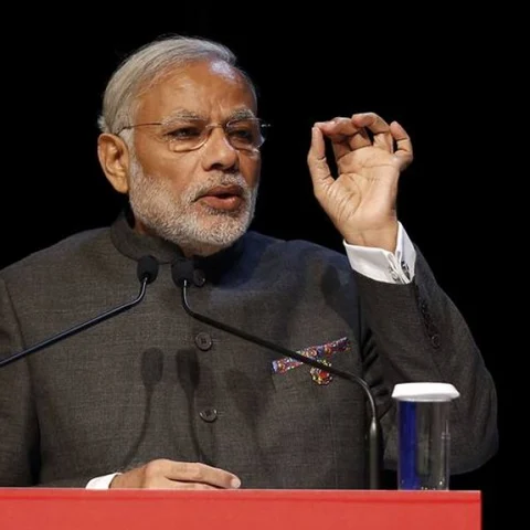 முத்தலாக்கிற்கு எதிராக இஸ்லாமியர்கள் போராட வேண்டும் - பிரதமர் மோடி பேச்சு