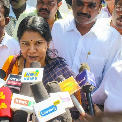 பொள்ளாச்சி பாலியல் வன்கொடுமைச் சம்பவம்; தனி நீதிமன்ற விசாரணை தேவை! - கனிமொழி