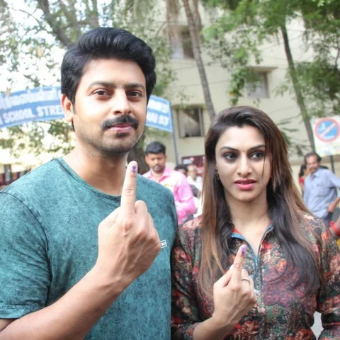 `நான் ஓட்டு போட்டேன்; தற்போது ஓட்டுபோடல என்கிறார்கள்!'-ஏப்ரல்18-ல் நடந்ததை விளக்கும் ஶ்ரீகாந்த்