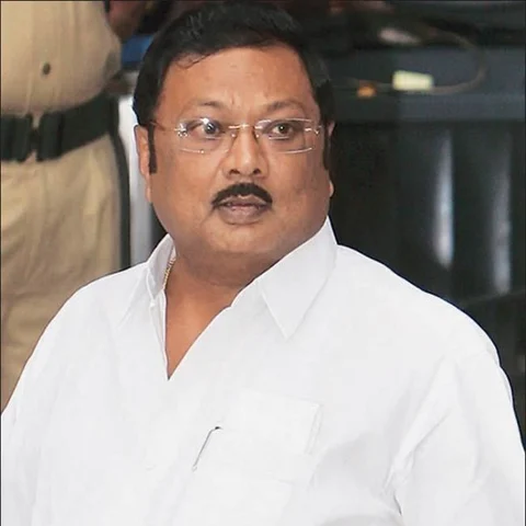 'அவரை இயக்கவில்லை; இணைந்தால் வரவேற்போம்!' - அழகிரி வியூகத்துக்கு பா.ஜ.க பதில்