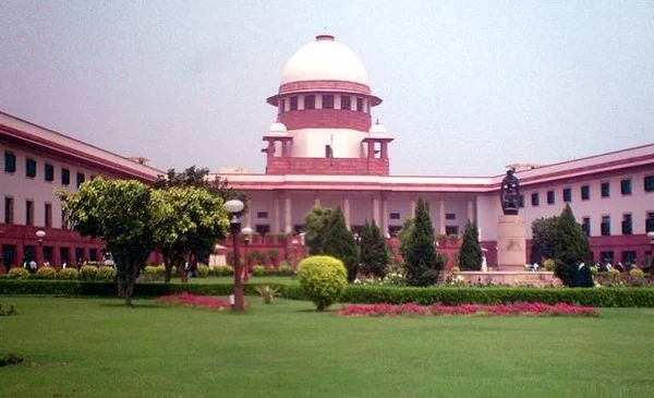 எரிவாயு குழாய் பதிப்பு விவகாரம் : தமிழக ஆட்சியாளர்களை தோலுரித்து காட்டிய உச்சநீதிமன்றம்!